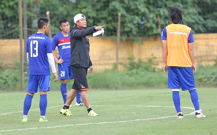 HLV Hữu Thắng, U22 Việt Nam, Công Phượng, Xuân Trường