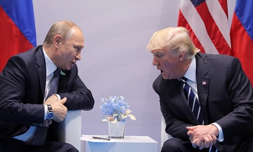 trump-nguy-co-danh-mat-hinh-anh-quyen-luc-vi-ky-lenh-trung-phat-nga-1