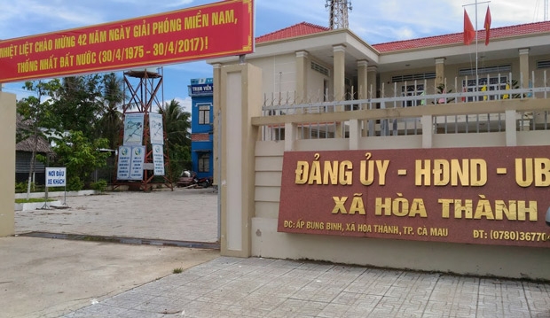 vu vo pho bi thu xa duoc xet ho can ngheo: ky luat 2 lanh dao xa hinh anh 1