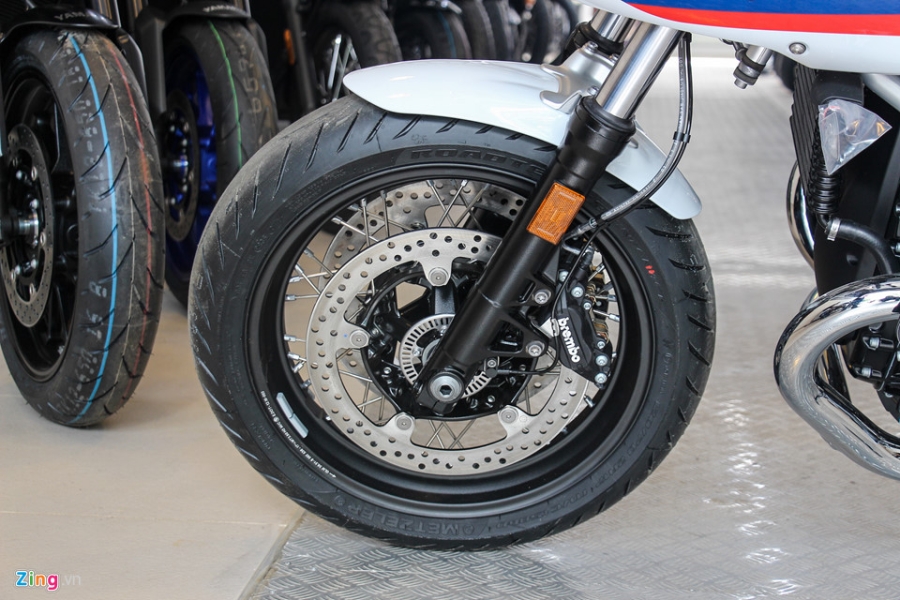 BMW R nineT Racer dau tien ve Viet Nam hinh anh 4