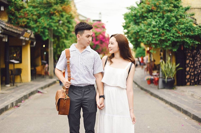 'Hot boy truong Kinh te' hat hay, dan gioi va dam me nhiep anh hinh anh 7