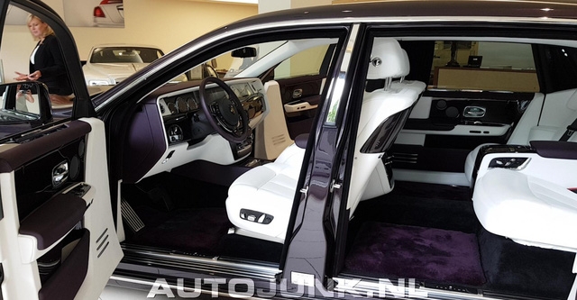 Xe siêu sang Rolls-Royce Phantom 2018 đã có mặt tại đại lý - Ảnh 2.