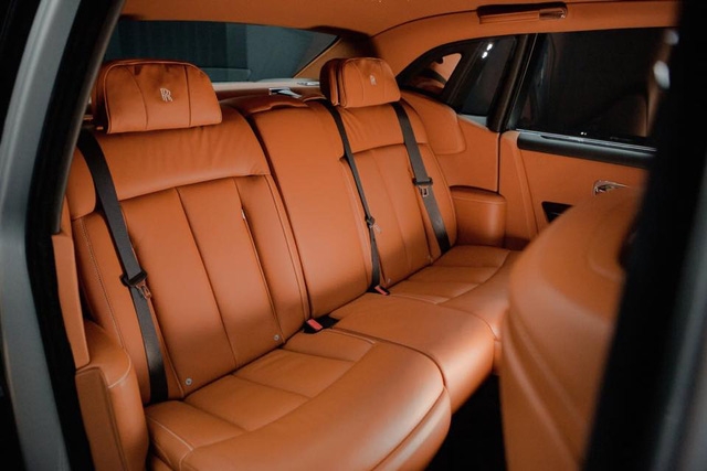 Xe siêu sang Rolls-Royce Phantom 2018 đã có mặt tại đại lý - Ảnh 9.