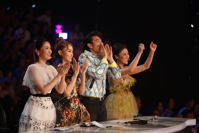 minh-hang-muon-de-lien-khi-xem-thien-khoi-trinh-dien-tai-idol-kids-5