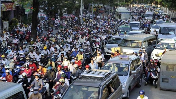 Kết quả hình ảnh cho TP.HCM sẽ dừng hoạt động xe tải vào ban ngày để giảm ùn tắc