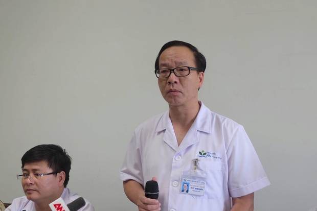 Bà ngoại bé trai bị bạo hành nguy kịch: Tôi rất đau xót, mong công an trừng trị kẻ đánh cháu tôi - Ảnh 1.