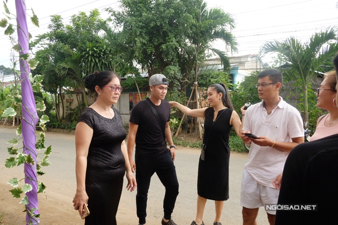 be-ca-phao-lon-ton-xach-do-cho-cha-duong-trung-kien-8