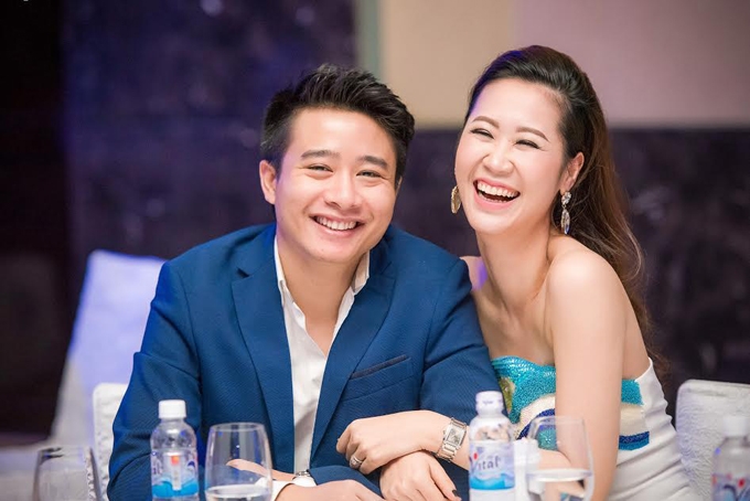 hoa-hau-duong-thuy-linh-vung-viec-nha-van-khien-chong-si-me-1