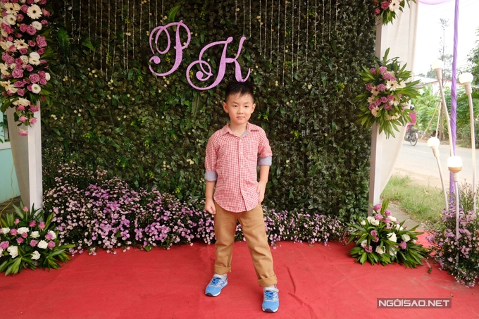 le-phuong-trang-tri-nha-rieng-o-tra-vinh-chun-bi-cho-dam-cuoi-vao-ngay-mai-8