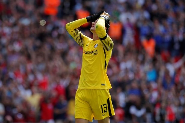 Thủ thành Courtois tiếc nuối sau khi đá hỏng phạt đền
