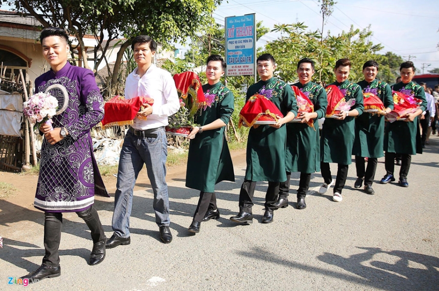 Dan dien vien ve Tra Vinh du le cuoi lan hai cua Le Phuong hinh anh 5