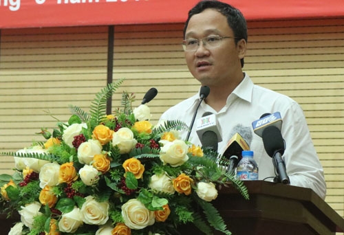 ong-khuat-viet-hung-ha-noi-dep-via-he-khong-on-ao-nhung-hieu-qua