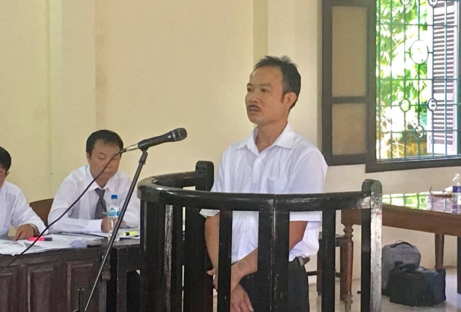 vu dam chet dong nghiep: bi kich cua 2 nguoi vo yeu chong hinh anh 2