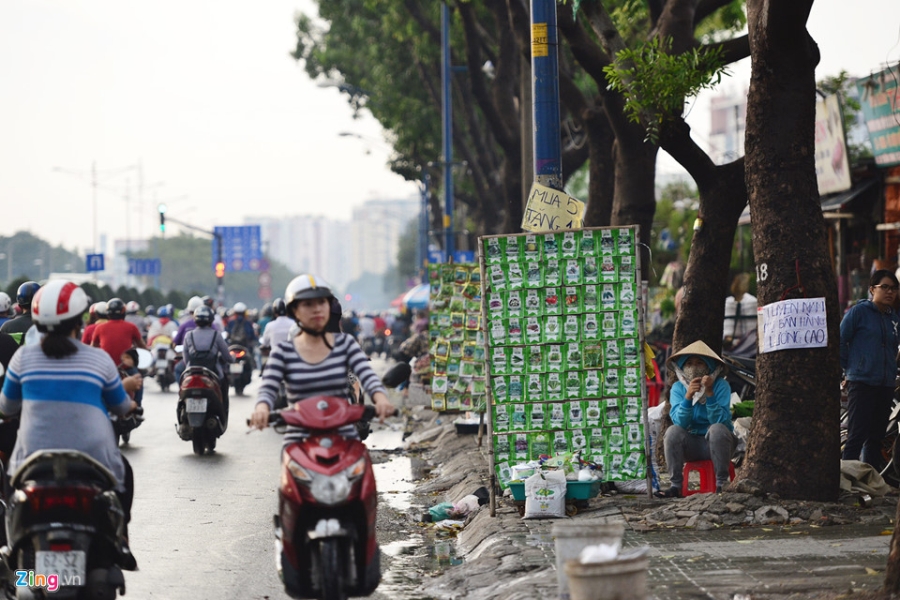 Can canh hang chuc kiot, cay xang giap san bay Tan Son Nhat hinh anh 10