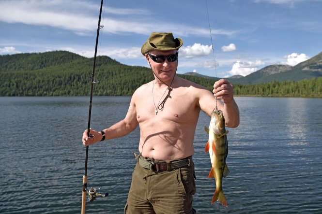 ‘Điện Kremlin chế giễu trò đánh golf của ông Trump’ 