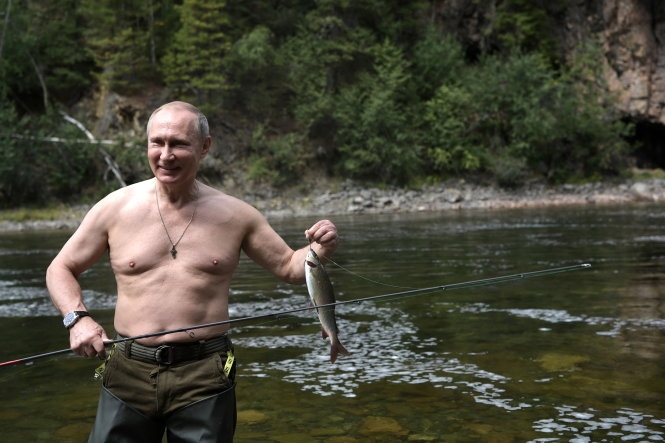 ‘Điện Kremlin chế giễu trò đánh golf của ông Trump’ 