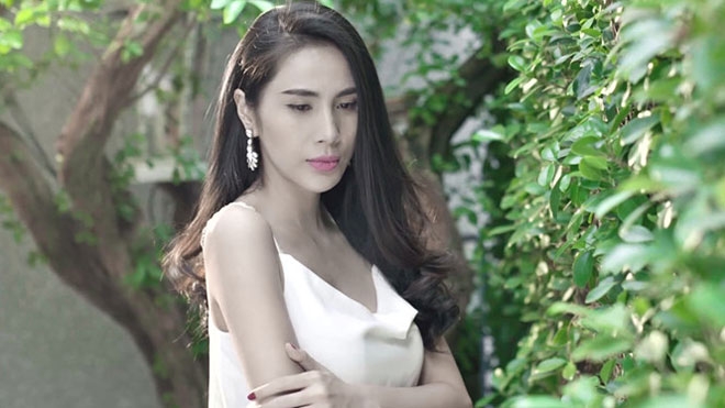 chuyen nha sao: mang toi phia sau thanh cong hay tinh than dang chat khi thanh nguoi showbiz? - 11