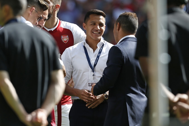 Sanchez sẽ nhận mức lương 300.000 bảng/tuần nếu ở lại Arsenal /// AFP