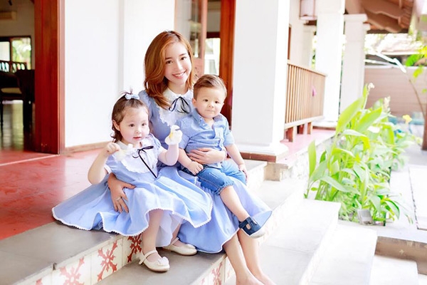 elly tran len tieng vè chuyen chi em “san” con lai vi muon de em bé xinh nhu cadie moc tra - 3
