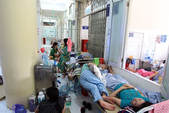 nu dieu duong mang thai sap de van cang minh chong sot xuat huyet hinh anh 13