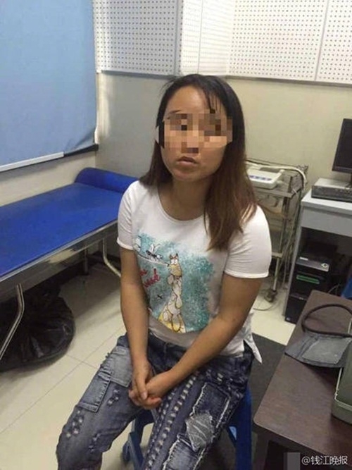 bạn trai khong vè náu com kịp, co gái túc giạn dót nhà hinh anh 5