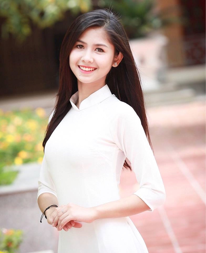'Hot girl chan khoeo, mat lac' noi dinh dam mot thoi gio ra sao? hinh anh 4