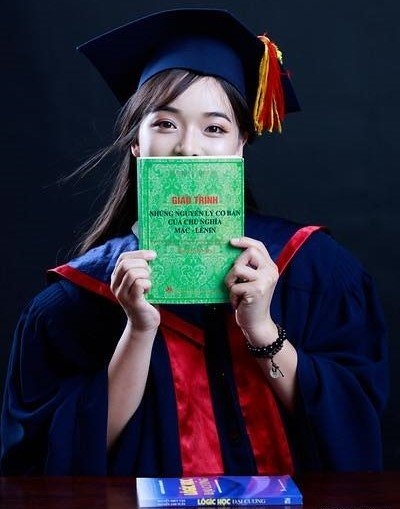 bằng tốt nghiệp,nữ sinh,Trường ĐH Khoa học Xã hội và Nhân văn