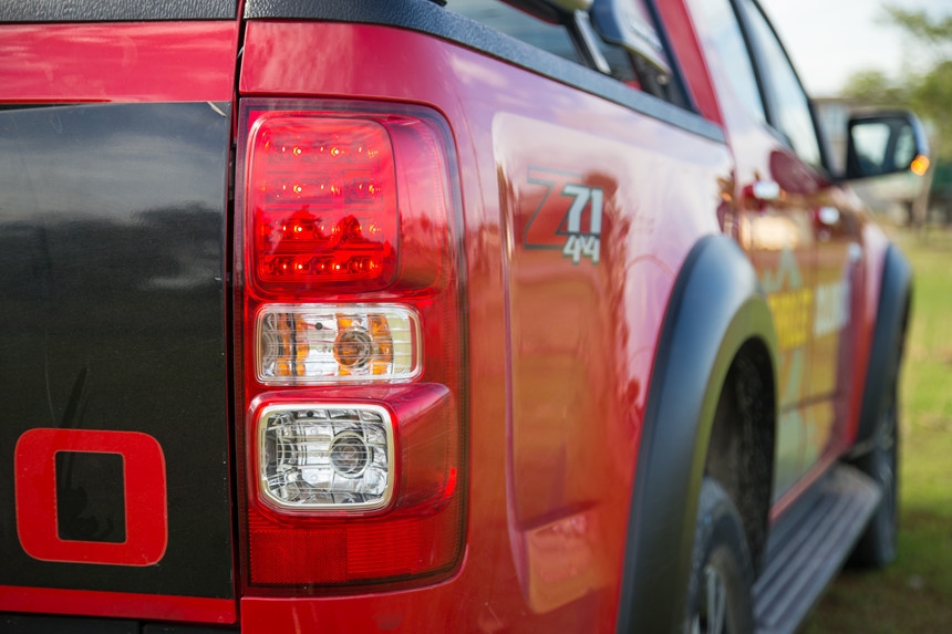 Danh gia Chevrolet Colorado 2017 gia 839 trieu dong tai Viet Nam hinh anh 13