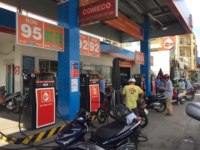 Hiện nay, toàn TPHCM có hơn 500 cửa hàng xăng dầu với 3.700 trụ bơm