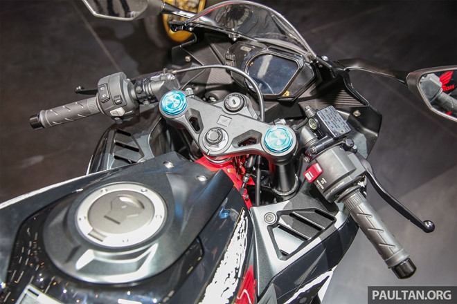 Honda CBR250RR 2017 ban dac biet gia hon 5.400 USD hinh anh 5