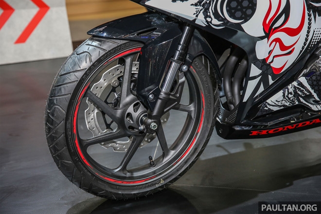 Honda CBR250RR 2017 ban dac biet gia hon 5.400 USD hinh anh 6