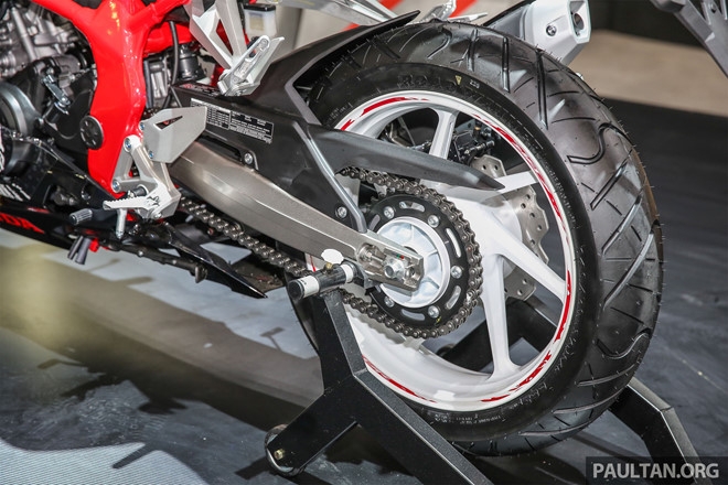 Honda CBR250RR 2017 ban dac biet gia hon 5.400 USD hinh anh 7