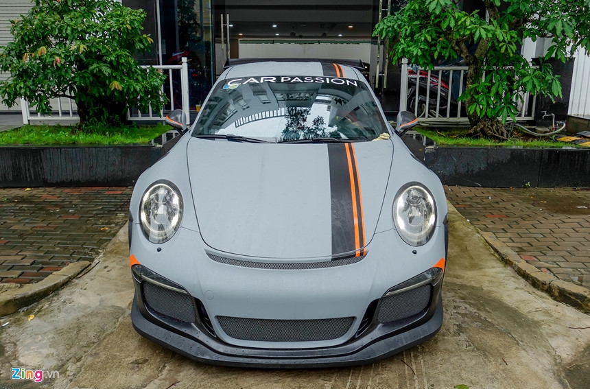 Quoc Cuong Gia Lai do Porsche 911 GT3 goi nho Car Passion hinh anh 2