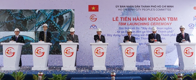 Cận cảnh công trình metro “nợ như chúa chổm” - 10