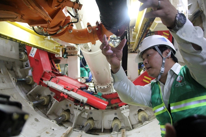 Cận cảnh công trình metro “nợ như chúa chổm” - 11