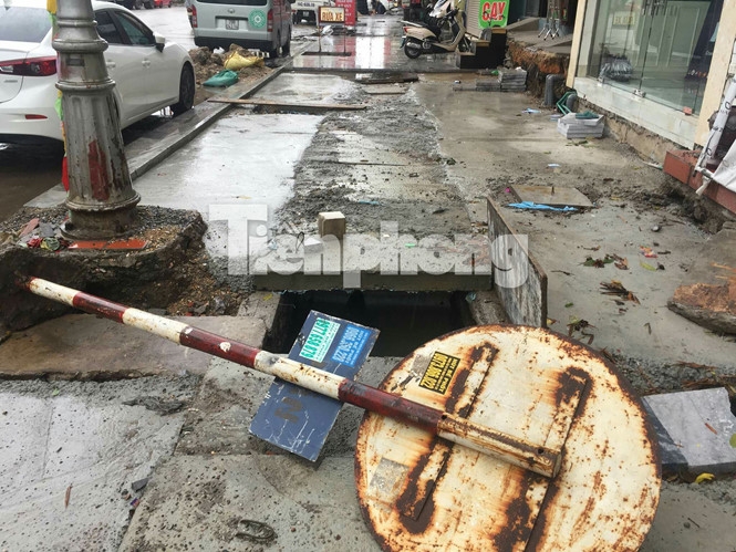 Cận cảnh những miệng cống “há mồm” chờ nuốt người dân - ảnh 11