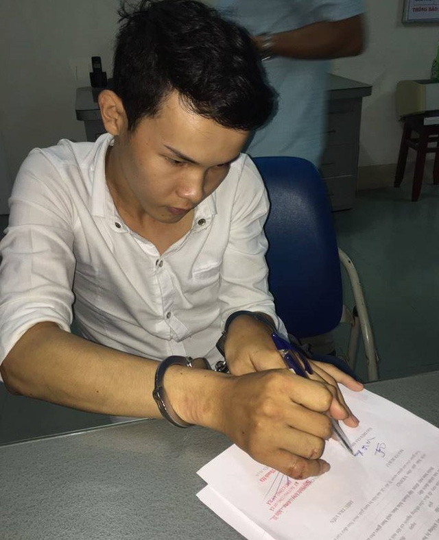Võ Văn Hoàng tại cơ quan công an