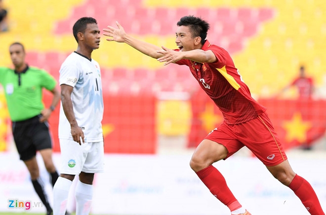 HLV cua Doan Van Hau: '15 tuoi, em ay da sut manh nhu toi' hinh anh 1