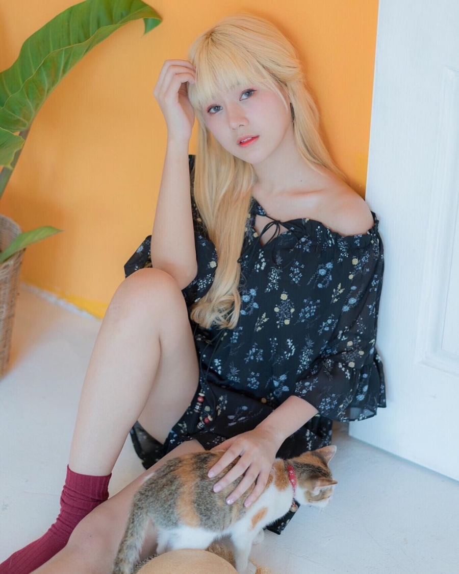 'Hot girl ma phinh' 9X duoc gioi tre Thai Lan yeu men hinh anh 8