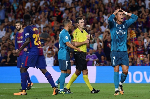 Barcelona tổn thất lực lượng nặng nề trước trận tái đấu Real Madrid - ảnh 2