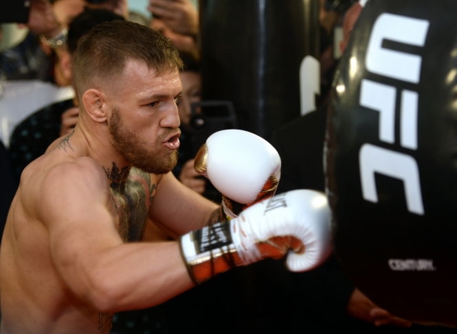 K+ sở hữu bản quyền trận quyền anh giữa Mayweather và McGregor