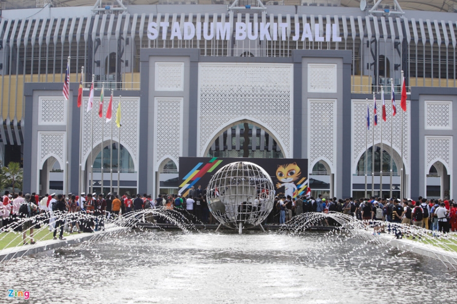 Quoc ky Viet Nam tung bay tai le thuong co SEA Games 29 hinh anh 9