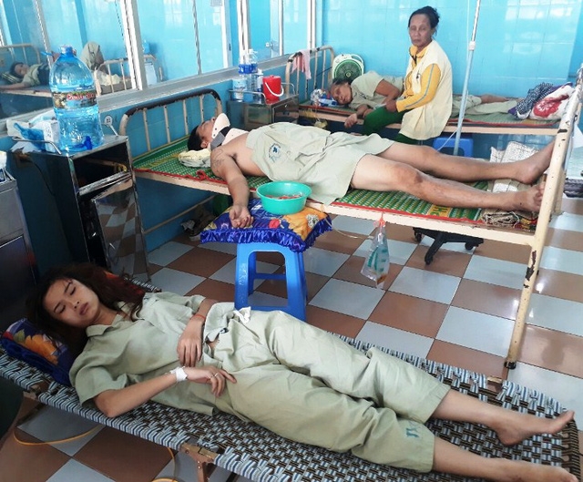  Các nạn nhân đang được điều trị ở Bệnh viện đa khoa tỉnh Bình Định, đã qua cơn nguy kịch 