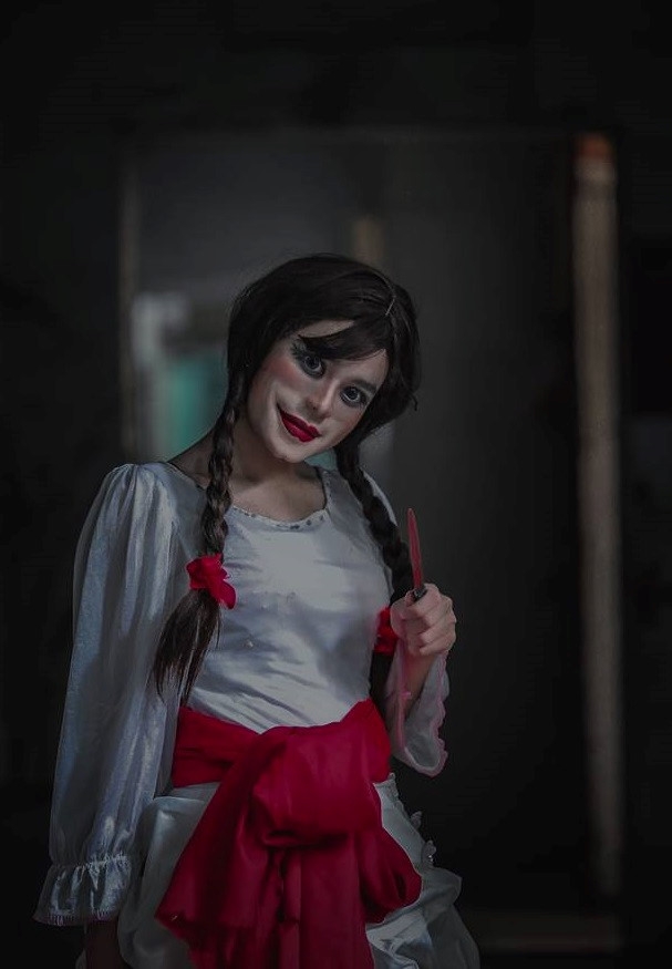 9X Sai Gon cosplay Annabelle bi fan Michael Jackson nem da hinh anh 2