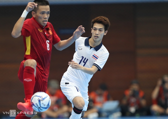 Futsal nam và nữ Việt Nam cùng thua Thái Lan