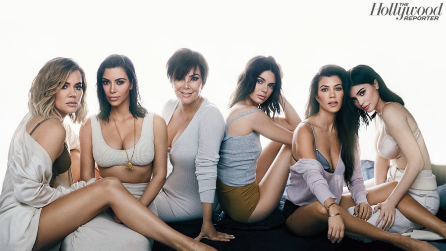 Gia dinh Kim Kardashian: De che trieu USD bat dau tu cuon bang sex hinh anh 2