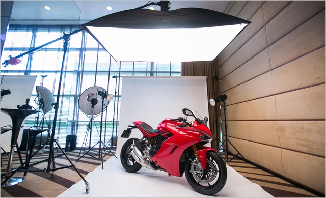 Mô tô thể thao Ducati SuperSport 2017 cập bến Đông Nam Á với giá 382 triệu Đồng - Ảnh 3.