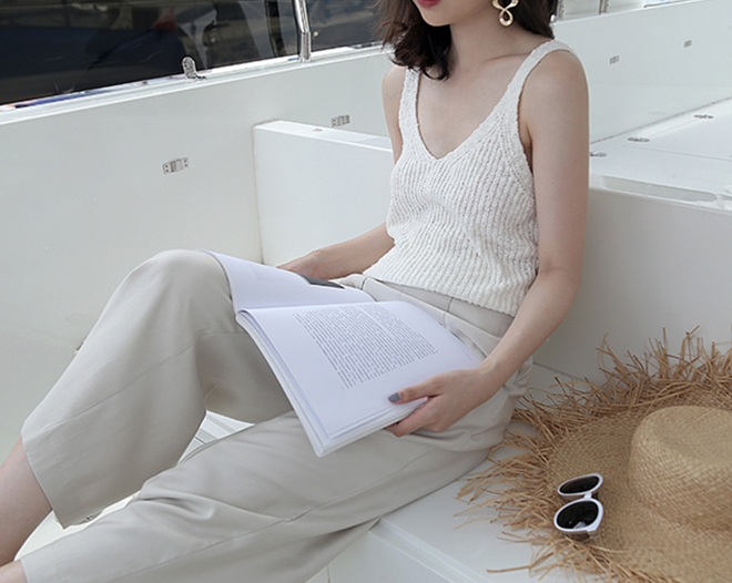 Tận dụng 5 món đồ hè này để sang thu không phải mua thêm quần áo mới - Ảnh 11.