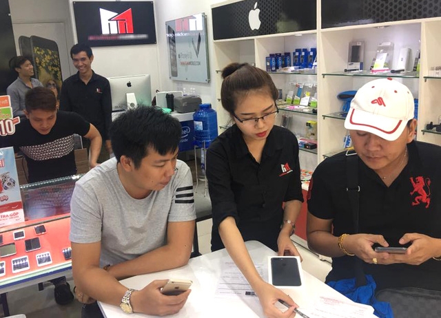 Sức mua iPhone ngày đầu của năm ngoái giảm đi rõ rệt