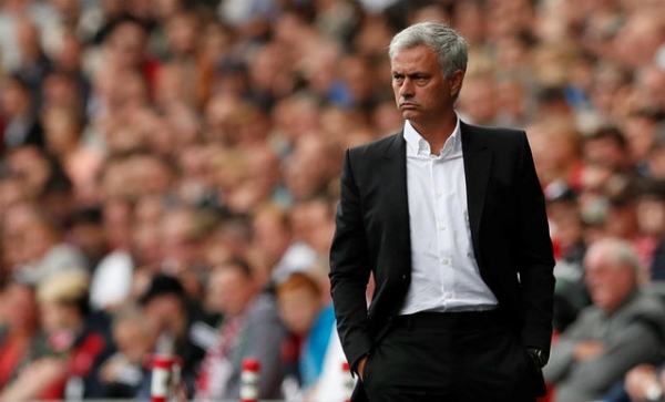 man-utd-dai-thang-nho-dieu-chinh-nhan-su-hop-ly-cua-mourinho-page-2
